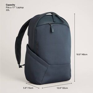 Troubador Apex -
Men's Navy Tech Backpack - New never used